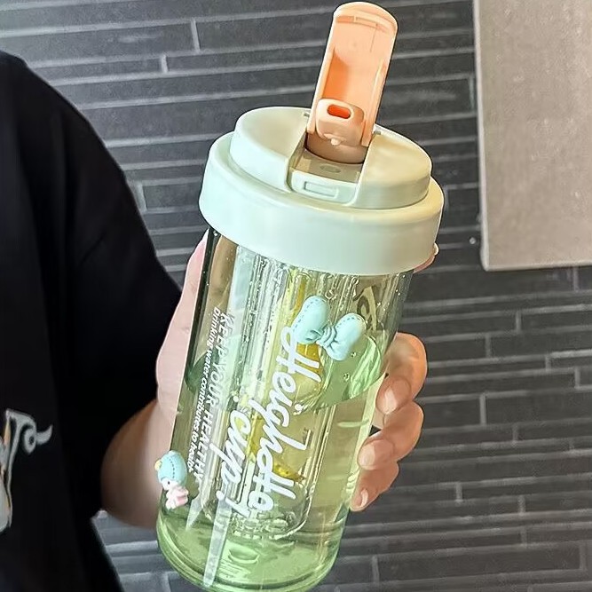 Nueva taza de paja gigante de alto valor de verano, taza de plástico para el vientre grande, taza de té de flores de gran capacidad, hervidor grande con mango