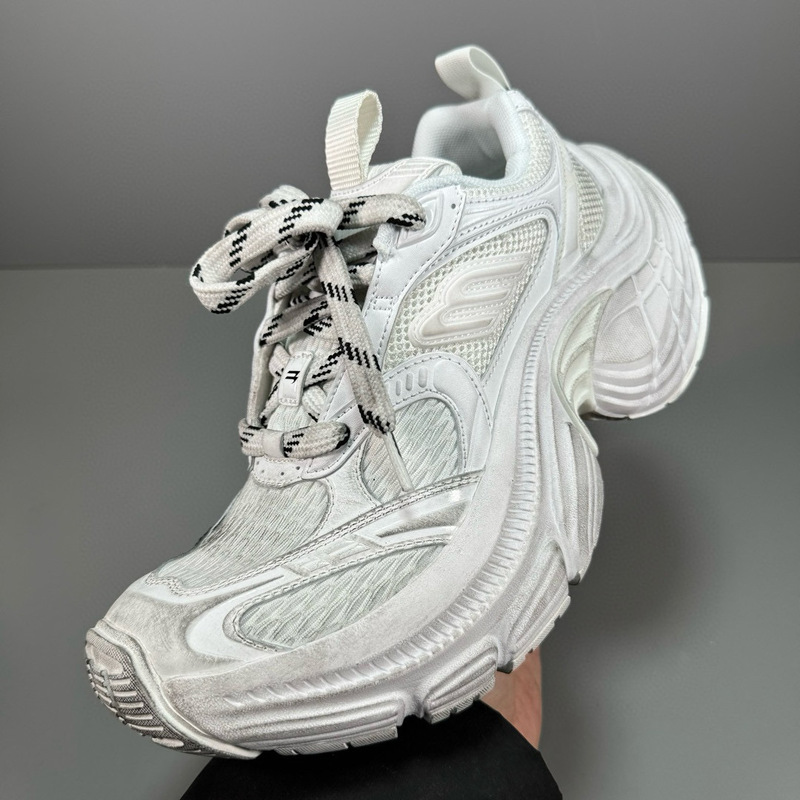 High-End Version of Paris New 6XL Dad Shoes Catwalk Retro Old Dirty Couple Shoes Trendyy Versatile Men and Women