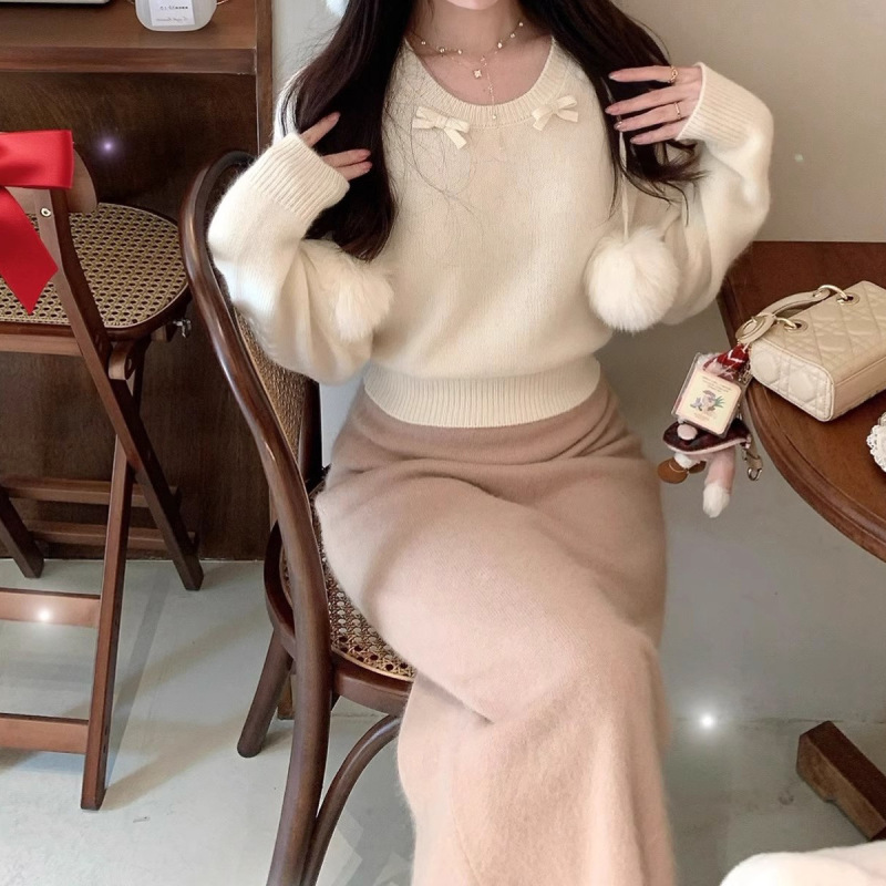 Festive Atmosphere Camel Wool Raccoon Velvet Knitted Top Women's Winter New Fashion Elegant Bow Sweater Festive Atmosphere Camel Wool Raccoon Velvet Knitted Top Women's Winter New Fashion Elegant Bow Sweater