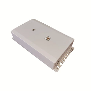 [FTTH室内防水8芯SC光纤分配终端箱8口壁挂分纤盒壁挂式设计SC接口]