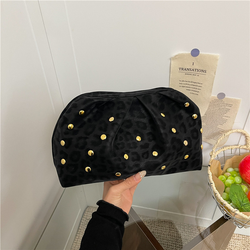 2025 Autumn and Winter New Niche Design European and American Style Clutch Bag Velvet Rivet Decoration Western Style Sexy Bag Clutch Bag