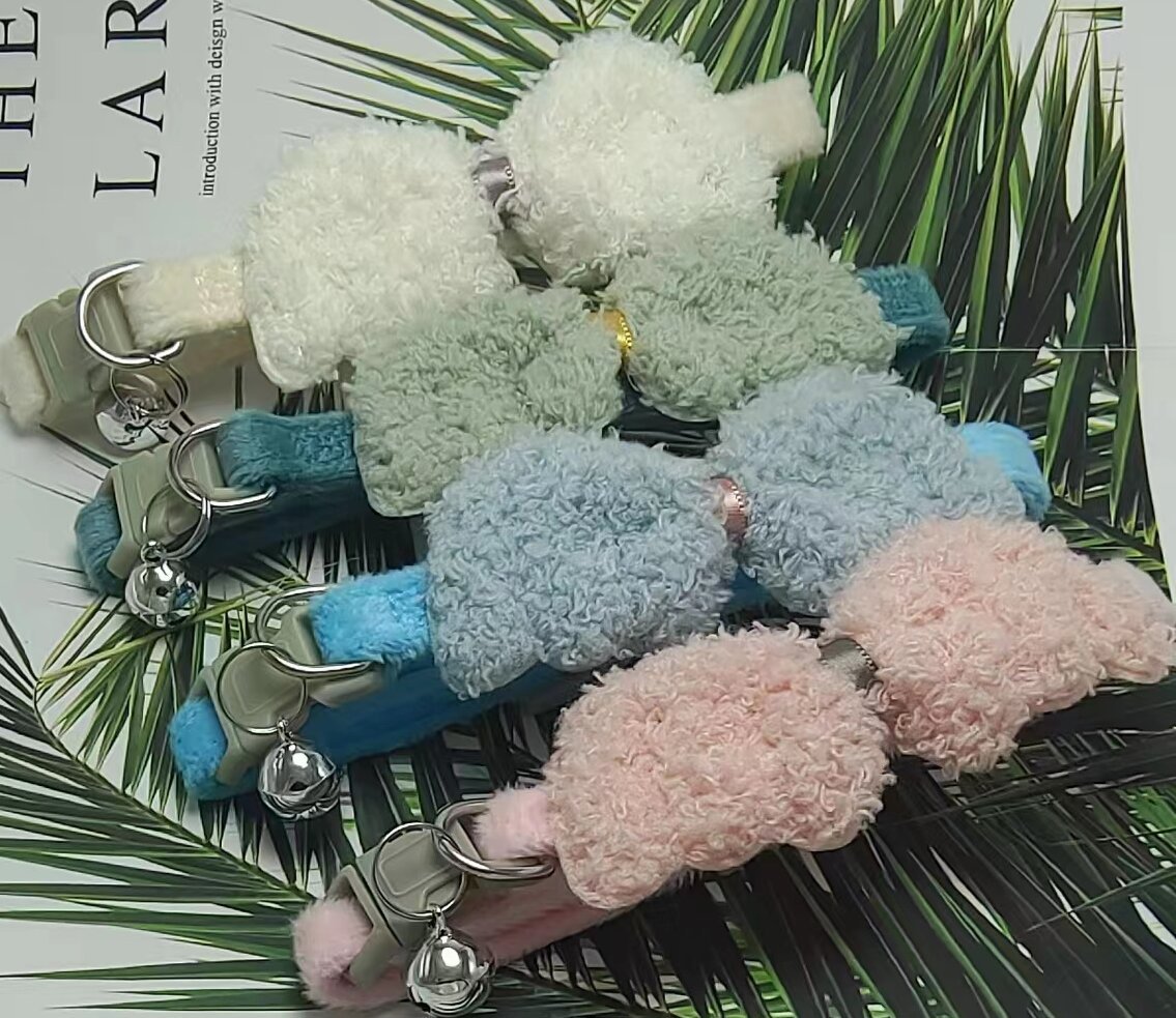 Nuevo collar de gatos campana felina collar de gatos collar de alas de ángel perros pequeños collar de perros Teddy Pomeranian