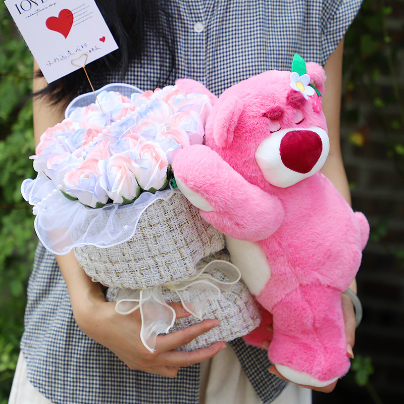 情人节教师节礼物草莓熊抱花束桶永生花皂花玫瑰花束桶玩偶桶礼物