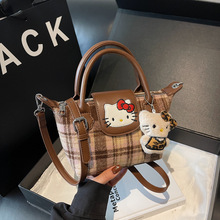 2025�¿�Ů���ӿɐ۰�����ͯ�W�tͬ�����������Ůͯб�����