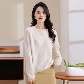 女式毛呢外套;女式羊绒衫;女装呢料加工
