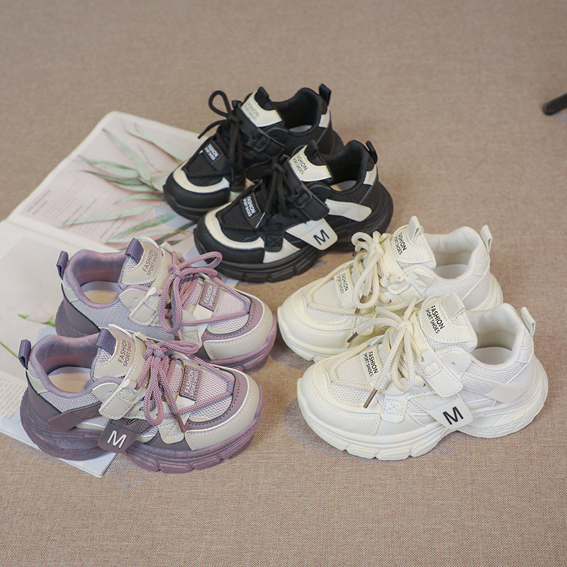 Calzado deportivo para niños Calzado de red para niños 2025 primavera nuevo estilo suela suave zapatos transpirables para niñas zapatos de papá de todo fósforo para niños grandes