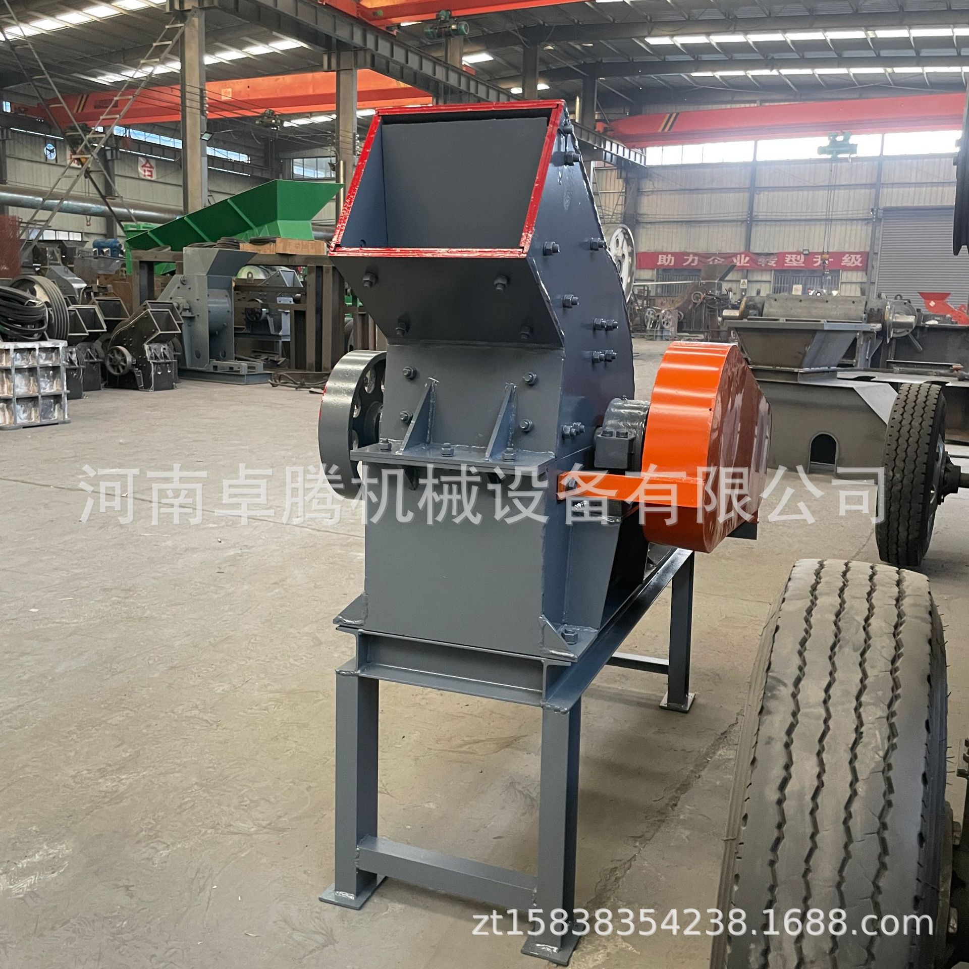 小型工地用锤式破碎机建筑垃圾锤式制砂机工厂价青石鹅卵石破碎机