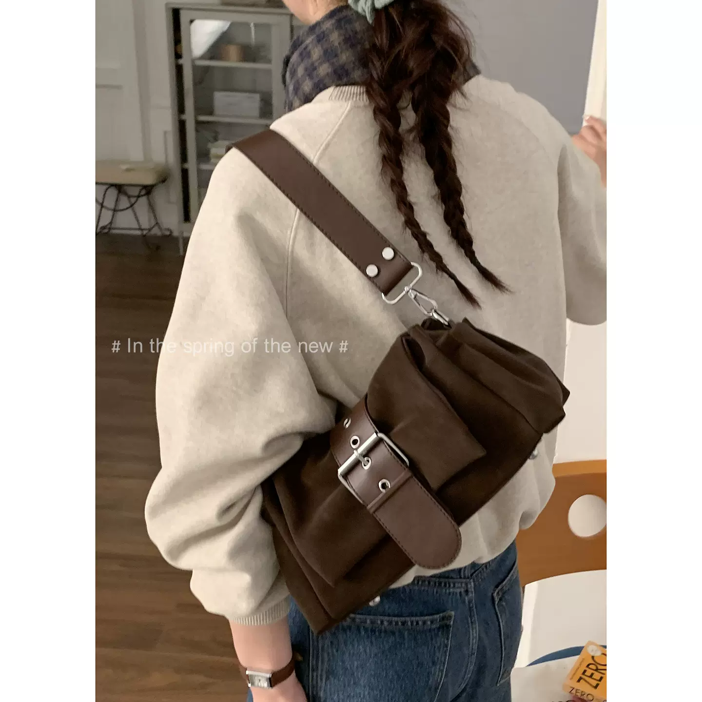 跨境复古小众质感腋下包包女2025新款简约冬季单肩包百搭通勤包