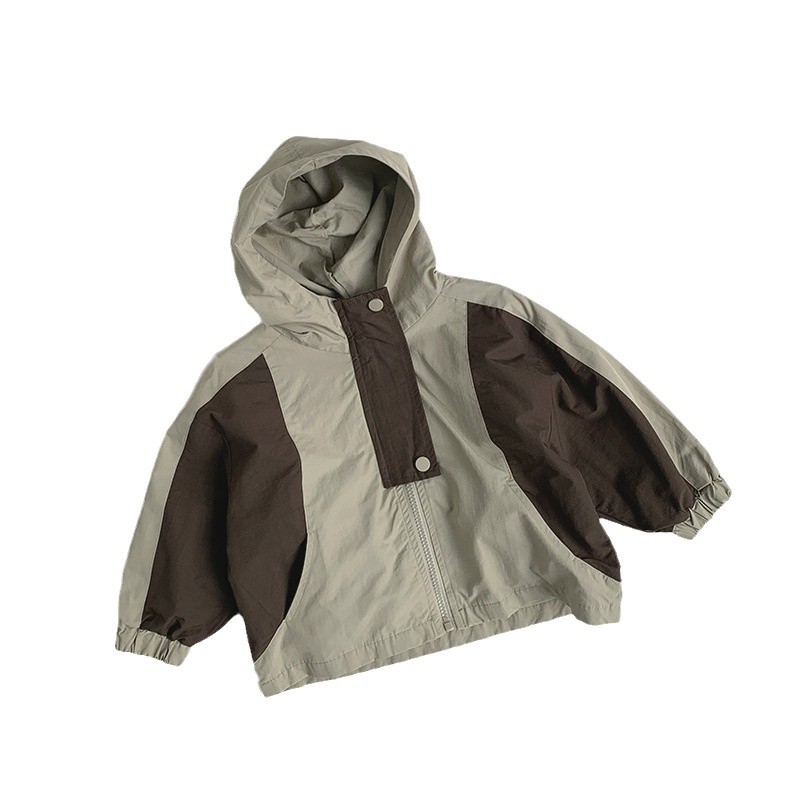 Chaqueta de color de contraste para niños 2025 primavera nuevo estilo para niños y niñas con capucha top para niños pequeños y medianos bebé personalidad ropa para niños al aire libre