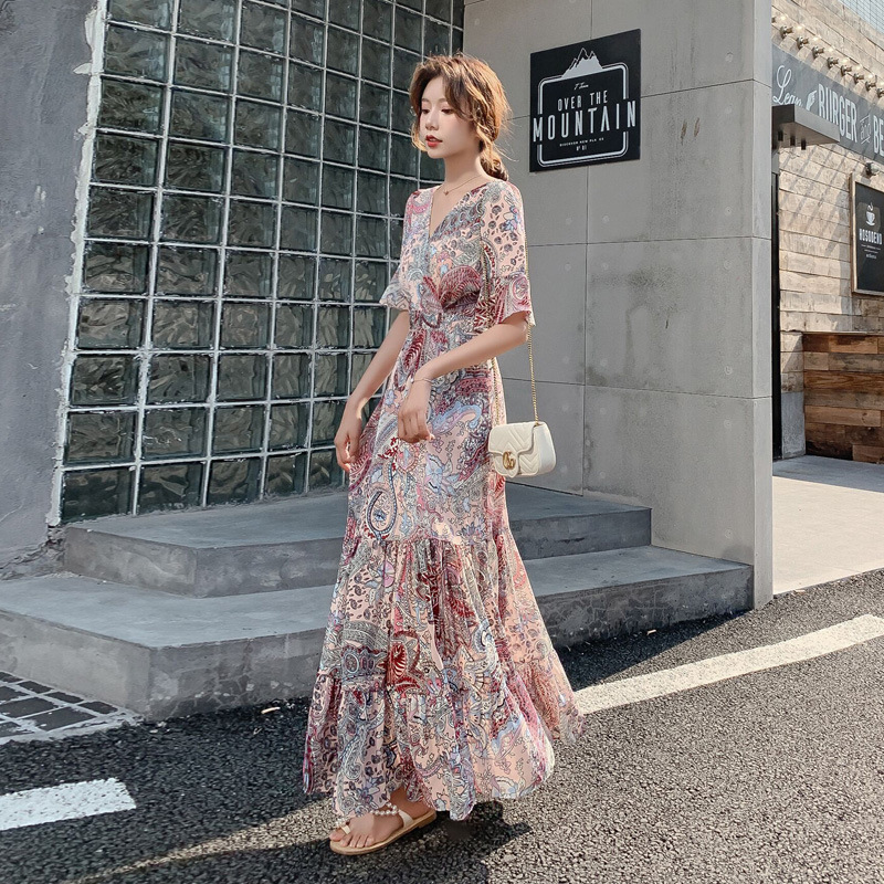 2026 Summer New Style Dress with Large Hem, Floral Chiffon V-Neck, Abstract Design, Half-Sleeve, High-Waisted Long Dress for Women 2026 Summer New Style Dress with Large Hem, Floral Chiffon V-Neck, Abstract Design, Half-Sleeve, High-Waisted Long Dress for Women
