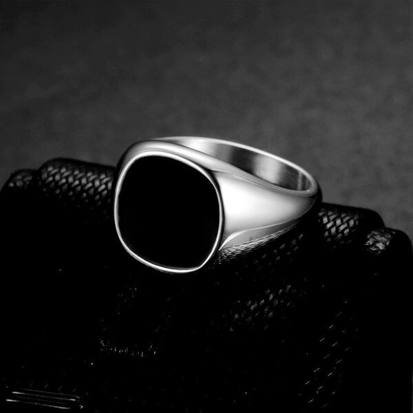 fashionable glossy ring stainless steel for men and women