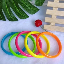 1cm塑料手镯手环荧光色鲜艳学生跨境流行时尚彩色欧美圈派对工厂