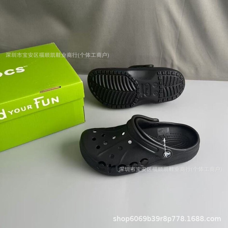 2026 new style clogs, the classic hollow design from the popular brand Beya, unisex beach casual shoes, durable and non-slip sandals