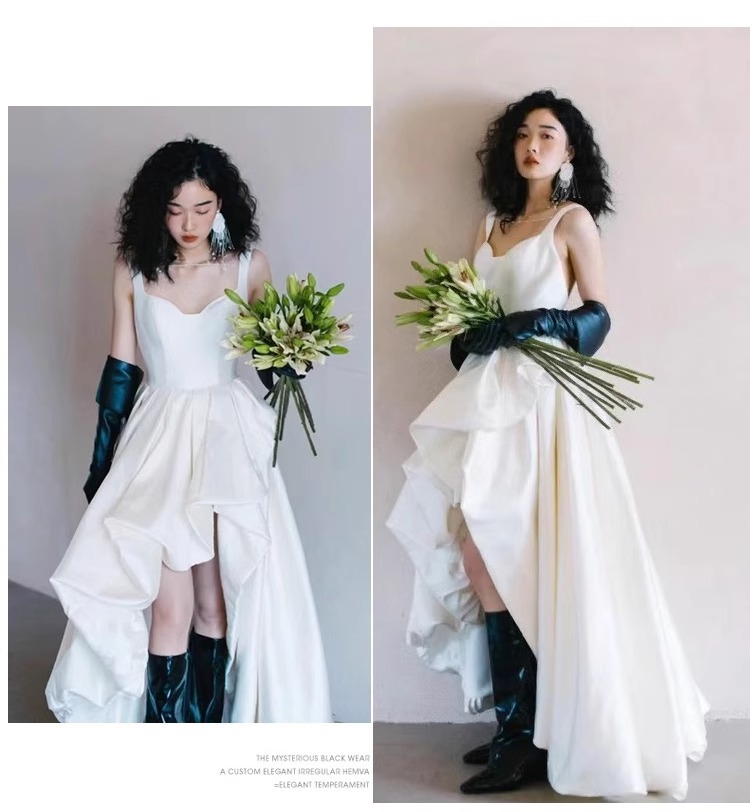 Abito da sposa elegante in raso stile mori con spalline_voghion.com