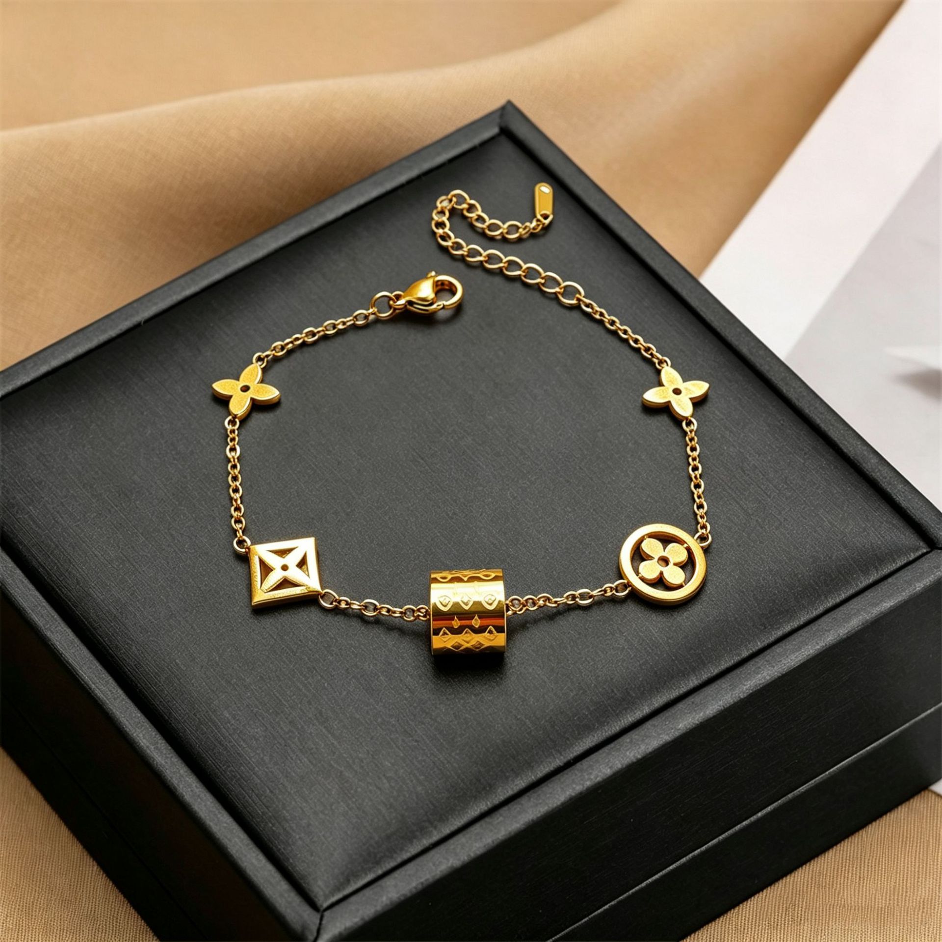 Transfronterizos para Amazon flor de flor caliente pulsera de acero de titanio no se desvanece pulsera de acero de titanio de lujo ligera versátil