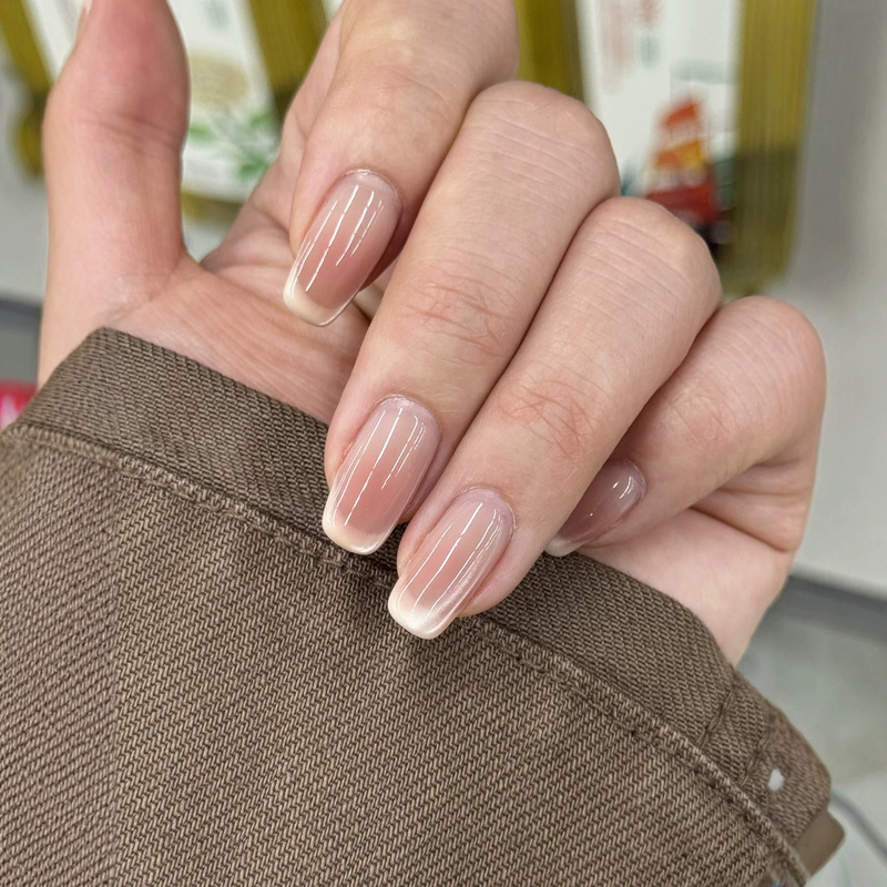 Xiaohongshu's Popular Nude Pink Gradient Press-On Nails, Simple Cat-Eye Effect, Brightening Nail Art, Versatile Girly Style Nail Strips Xiaohongshu's Popular Nude Pink Gradient Press-On Nails, Simple Cat-Eye Effect, Brightening Nail Art, Versatile Girly Style Nail Strips