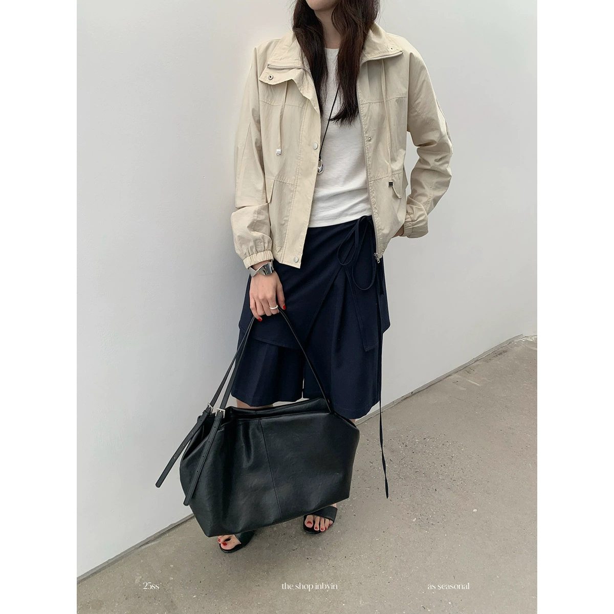 Yi En Ou inbyin функциональная куртка с стоячим воротником весной