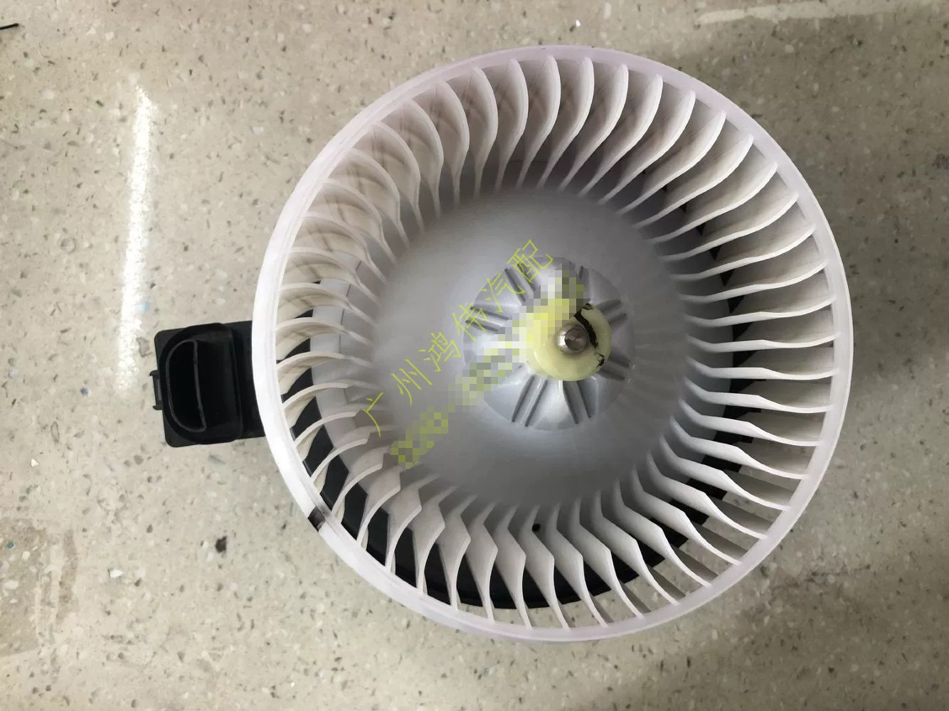 Suitable for the front air conditioning blower motor assembly of the GAC Trumpchi GS8, including the heater box cooling and heating fan motor bearing