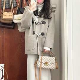 牛角扣毛呢外套新款赫本风感小个子呢子大衣女高级韩系秋冬季2025