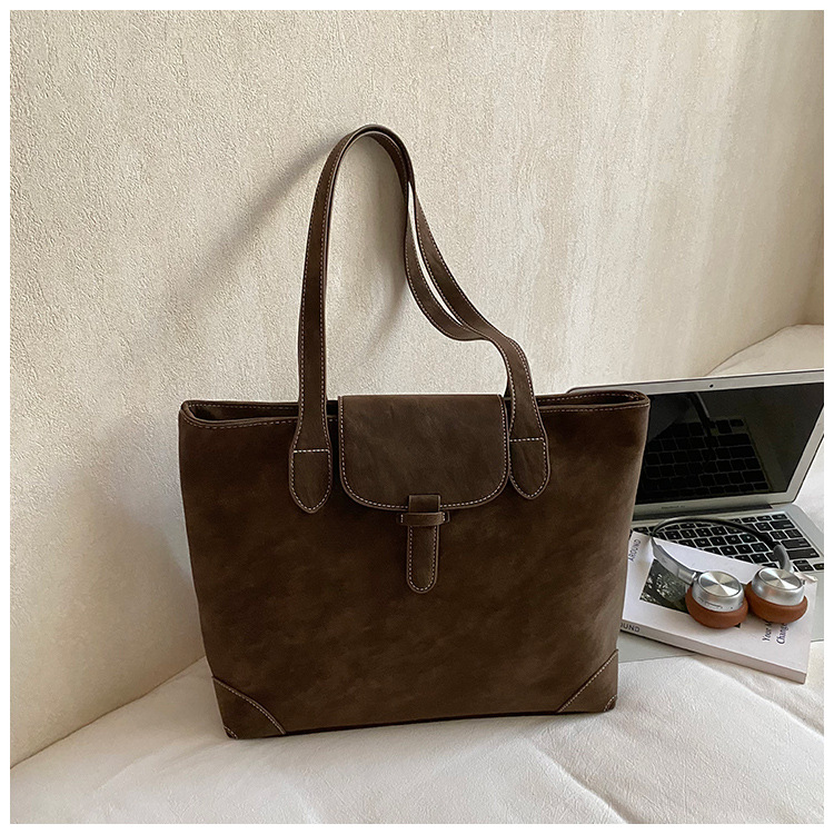 Bolsa de gran capacidad de invierno de mujer nueva moda de moda de alta calidad de lujo ligero viaje ocio mochila