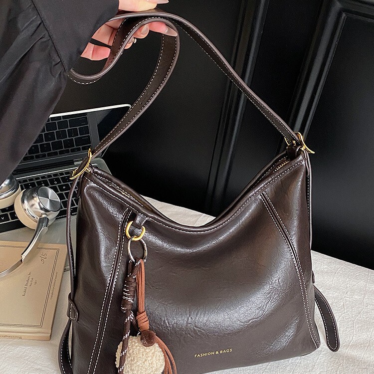 Cross-Border Vintage Lazy Fashion Tote Bag, Simple and Versatile Commuter Style Shoulder Tote Bag, Large Capacity for Women