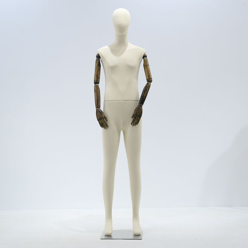 Modelo de accesorios masculinos de color de piel de todo el cuerpo modelo de accesorios maniquí de plataforma tienda de ropa de ventana modelo de estante de exhibición
