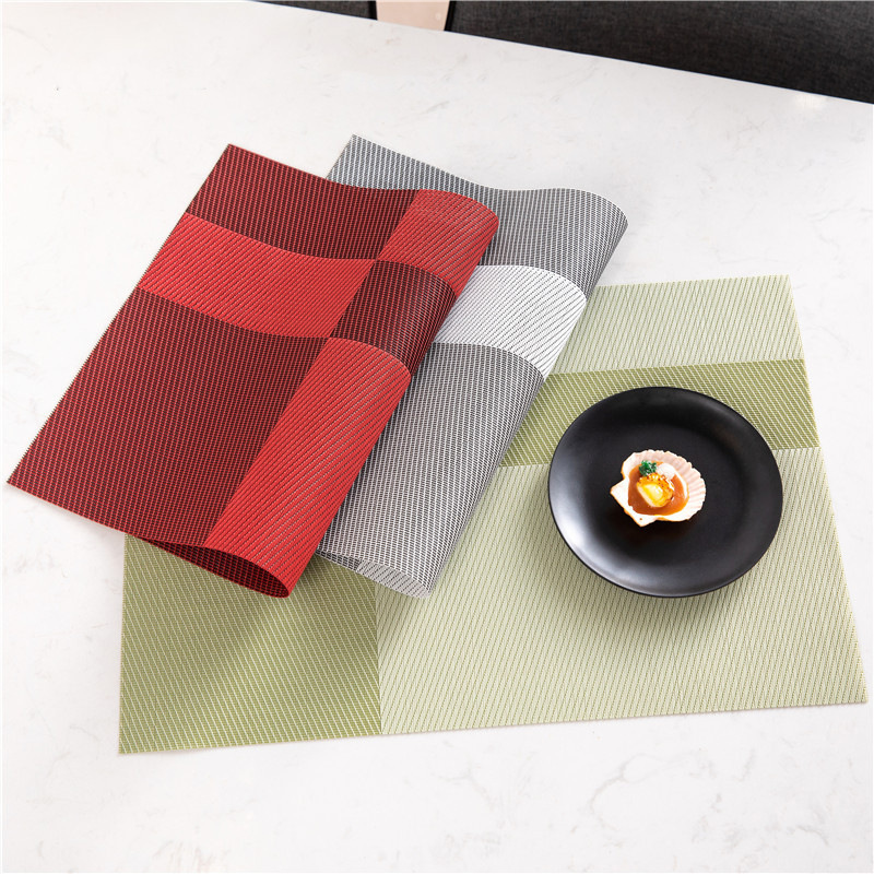 Estilo americano ligero de lujo PVC mantel occidental mantel antideslizante lavable Hotel decoración del hogar aislamiento estera montaña