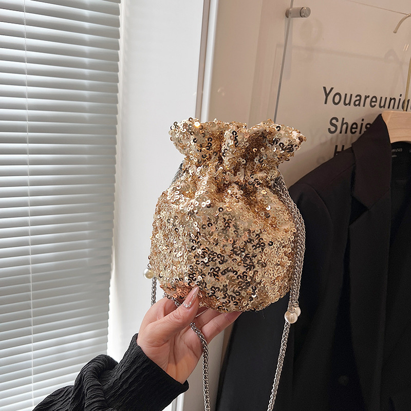 Korean Instaram and Fashionable Women's New Hih end Feelin Bundle Mouth Bucket Ba, 2024 Sequin Versatile Shoulder_voghion.com