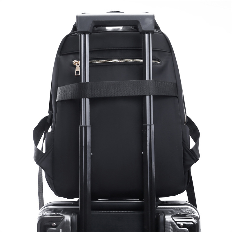 Comercio exterior al por mayor 2024 nuevas señoras de gran capacidad mochila para computadora de 15 pulgadas moda simple mochila de viaje ligera