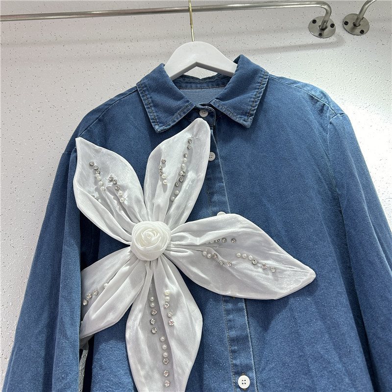Diseño nicho otoño 2024 nueva camisa de flores tridimensionales mujer retro estilo de Hong Kong suelta camisa de vaqueros de moda