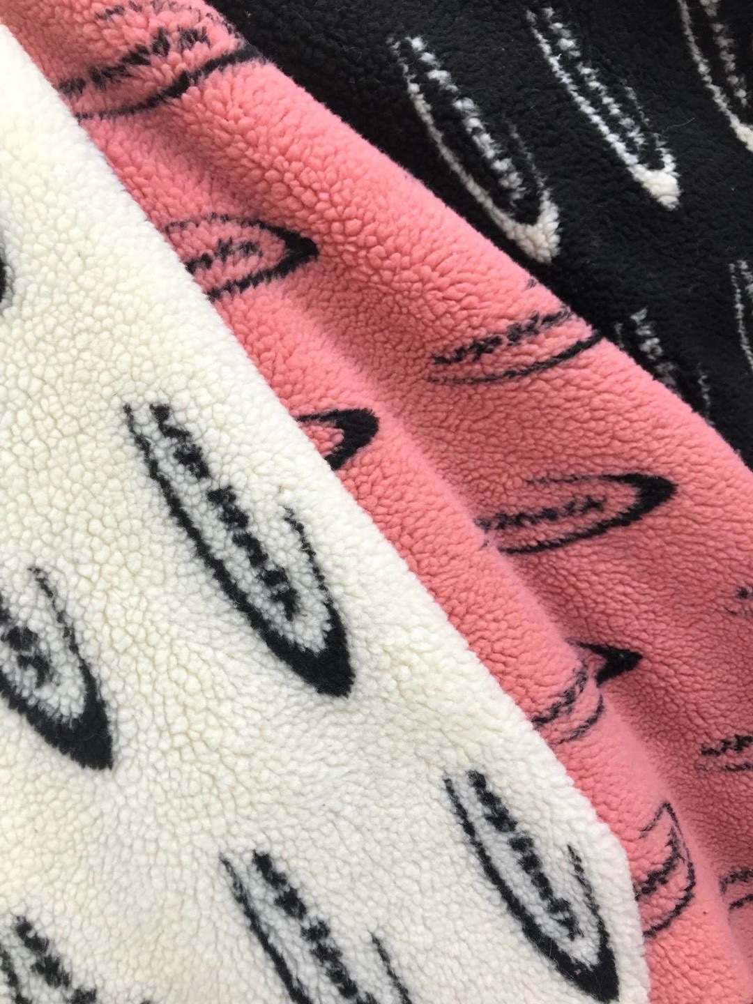 Jacquard flores de cordero Daisy sol camuflado colorido amor de cordero de grano pequeño Cashmere