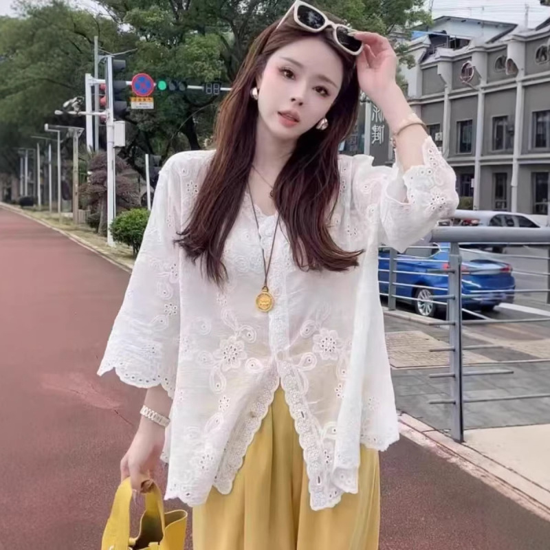 In-Stock Fast Delivery Korean-Style Lace Jacquard Embroidery Three-Quarter Sleeve Shirt Summer Casual Loose Chic Sun-Protection Blouse Top In-Stock Fast Delivery Korean-Style Lace Jacquard Embroidery Three-Quarter Sleeve Shirt Summer Casual Loose Chic Sun-Protection Blouse Top