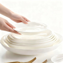 陶瓷家用简约纯白深菜盘汤盘微波炉白瓷餐具酒店餐厅圆盘骨瓷盘子