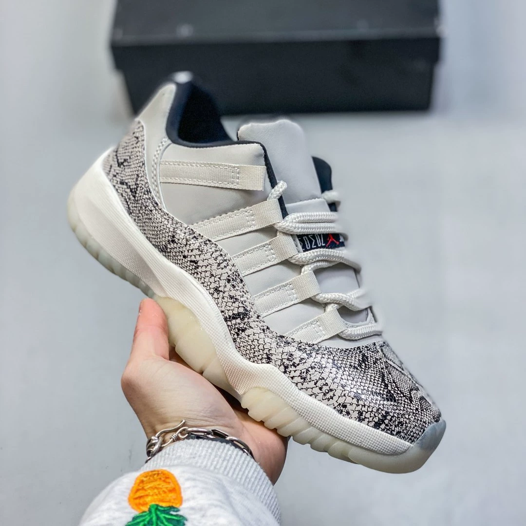 Путиан чистые оригинальные мужские кроссовки AJ11 реальный углерод повседневные спортивные кроссовки для мужчин и женщин сочетание кожи и ткани первый выбор для внешней торговли