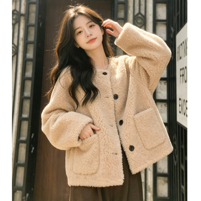 Casual Loose-Fit Women's Lamb Wool Coat 2026 Autumn/Winter New Thickened Sheepskin Casual Youthful Top Casual Loose-Fit Women's Lamb Wool Coat 2026 Autumn/Winter New Thickened Sheepskin Casual Youthful Top
