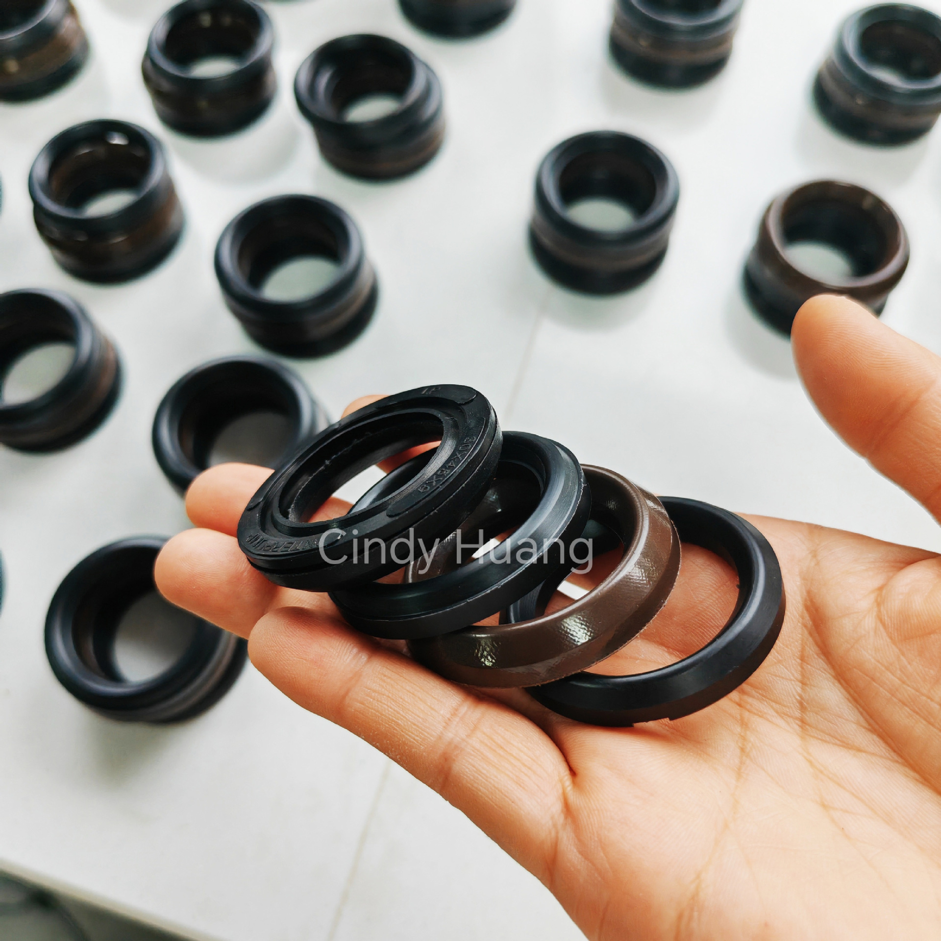 洗车机清扫车AR高压泵水封油封修理包夹布油封厂家直供20*35 18*2