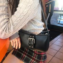 �͹��䵭�LƤ���OӋҸ�ºڷ�������Ů2026�紺�¿�ٴ�μ�����