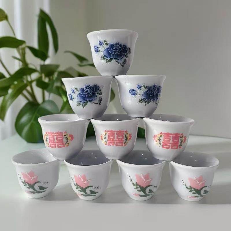 陶瓷小酒杯蒙古舞蹈道具酒盅家用白酒杯祭祀供奉杯中式酒盅小茶杯
