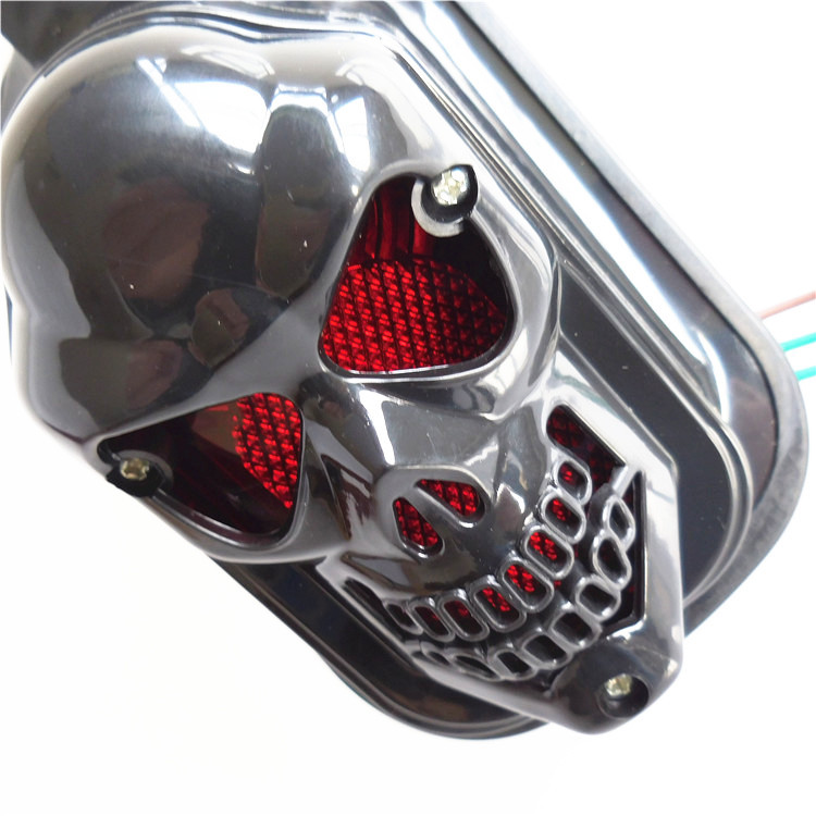 CH-2016A1 motorcycle skull rear tail light off-road vehicle retro light bulb skull grimace brake tail light