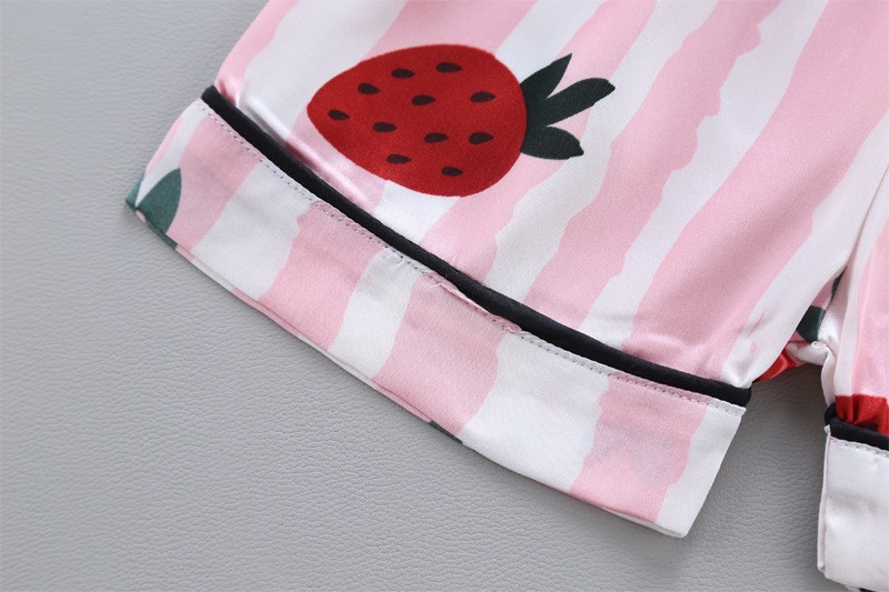 Pijama infantil verão estampado morango conjunto de dormir kids_voghion.com