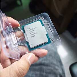 适用适用英特尔13代酷睿     i3-13100F 4核 8线程 全新CPU十四核