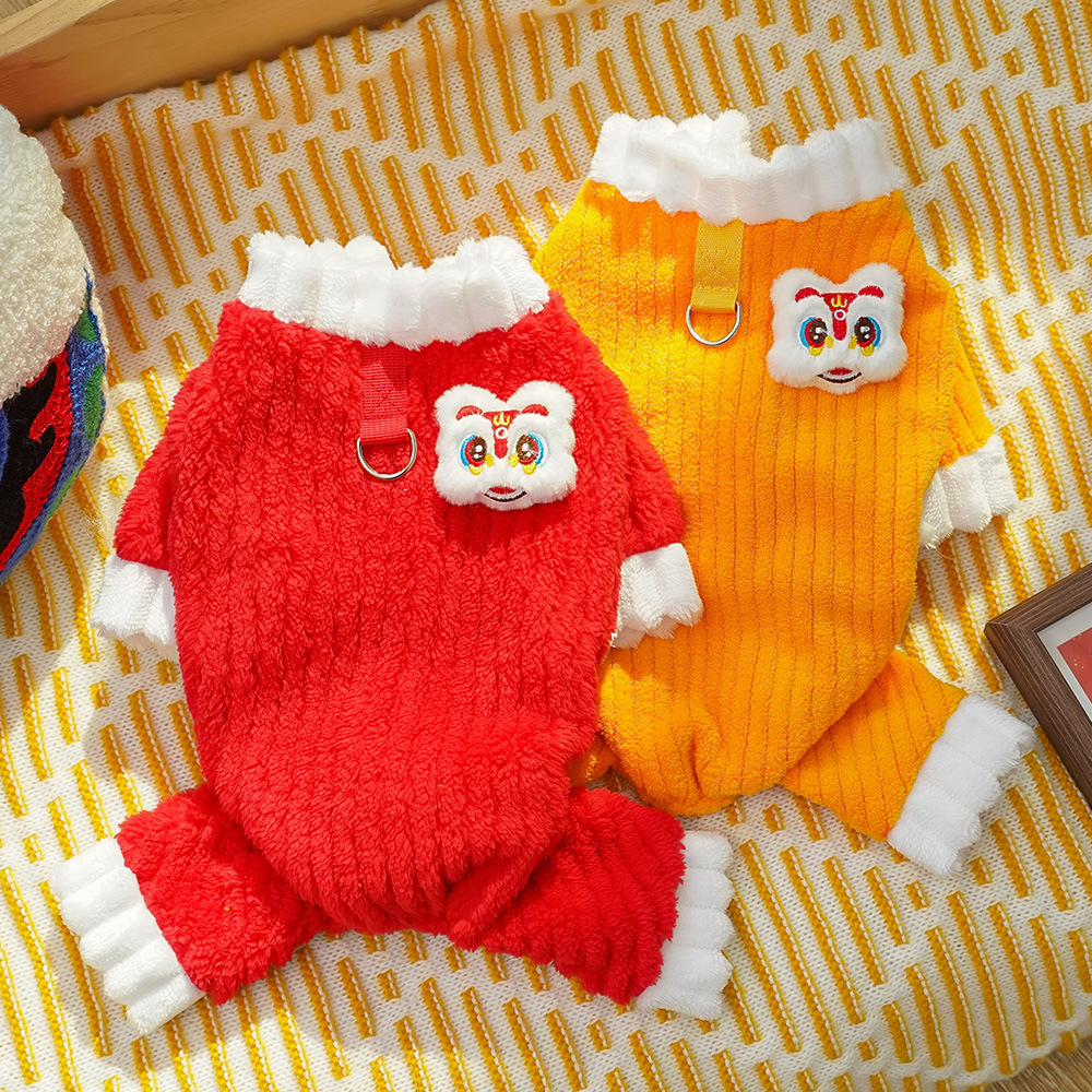 Año Nuevo mascota de cuatro patas más terciopelo grueso calentamiento otoño invierno ropa de perro para gatos ropa de perro para gatos al por mayor