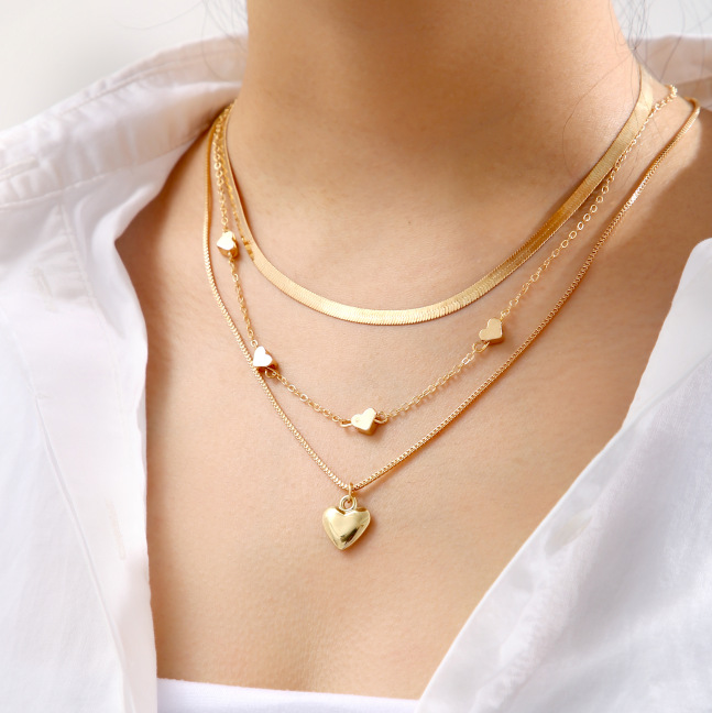 Ins Love Necklace Female Niche Design Necklace Multi-layer Stacked Collarbone Chain Female High-end Light Luxury Snake Bone Chain_voghion.com