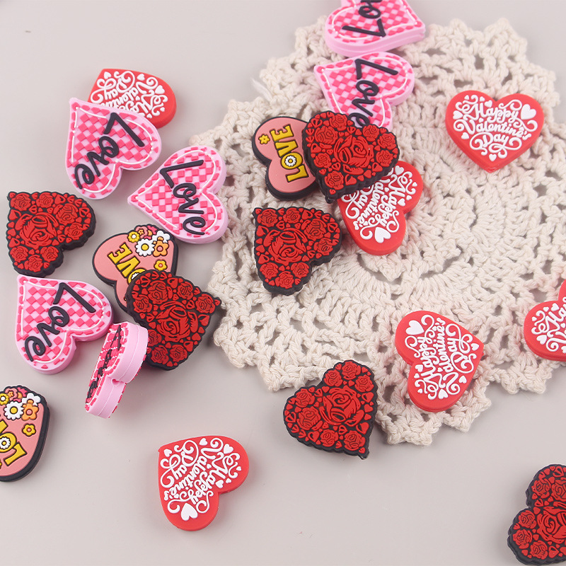 Productos creativos para bebés DIY caricatura amor perlas de silicona juguetes de goma de plástico para bebés molar tetina cadena accesorios de pulsera