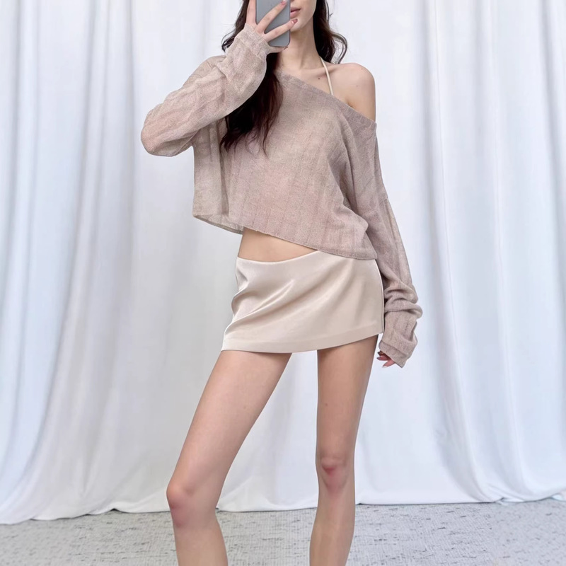 Rare*Y @Niche Design "Foggy Feel" Off-Shoulder Loose Cashmere Blend Long Sleeve Cover-Up Black/Light Floral