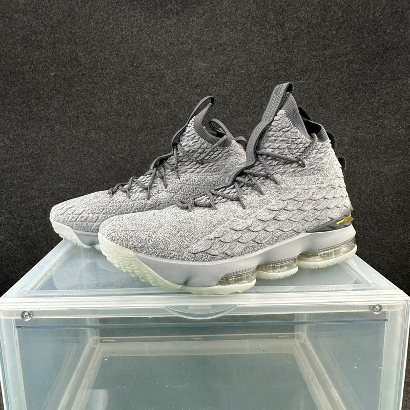 Putian Shoes Lebron 15 Practical Basketball Shoes Men's James 15Th Generation Sports Shoes Wide Version Air Cushion Trendy Shoes