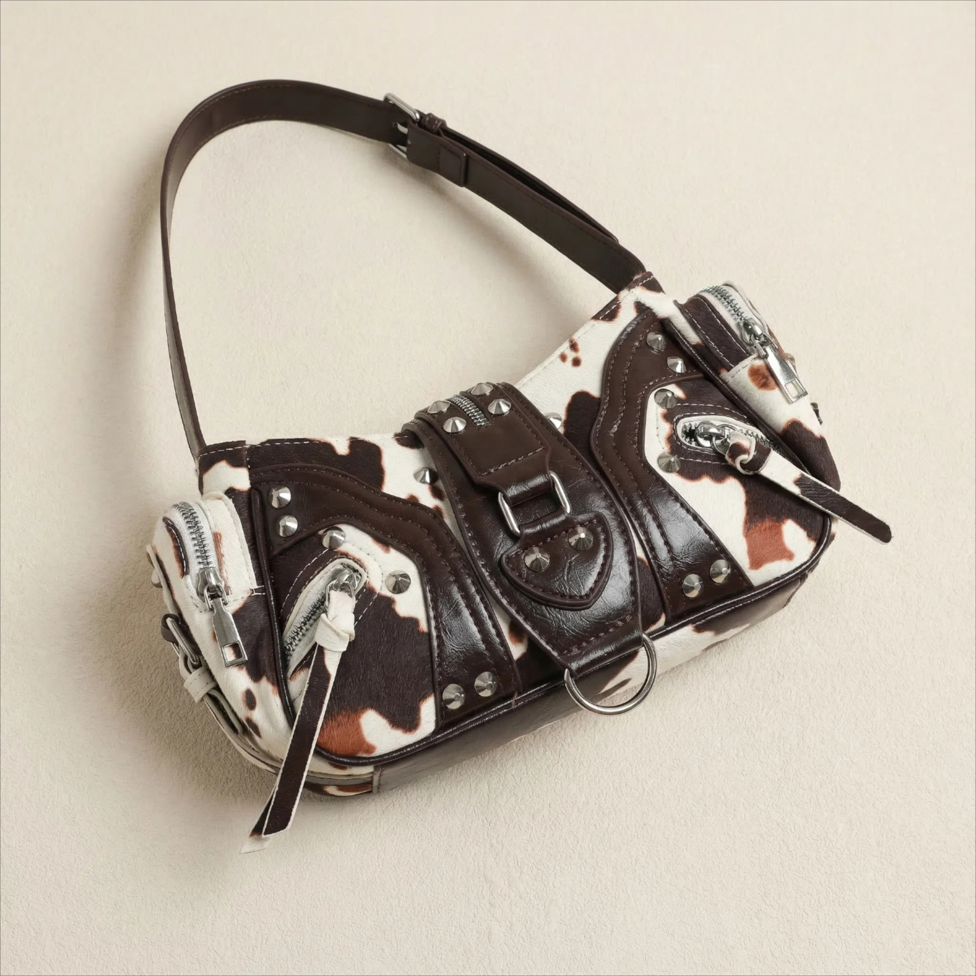 Nicho de diseño de chicas calientes retro Y2K cera de aceite de cuero hombro mochila de locomotiva brazalete de invierno nueva bolsa de hombro de mujer