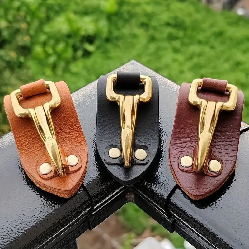 Outdoor Retro Portable Waist Hanging Leather Keychain Fashion Leather Belt Leather Ring Practical Wear Belt Hook Accessories