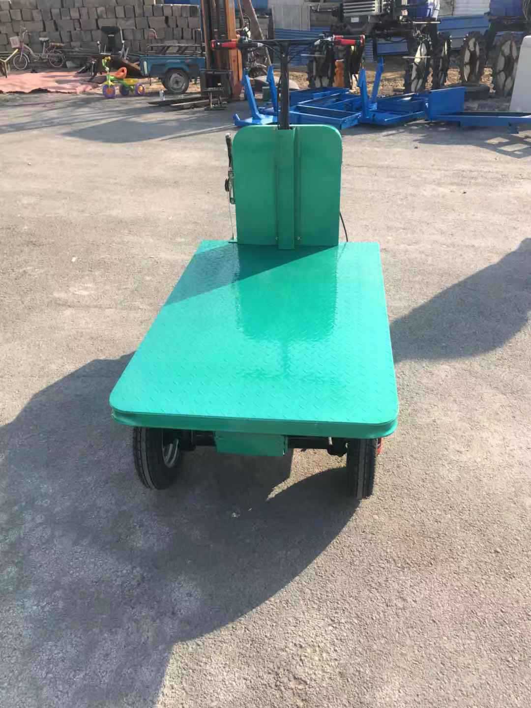 福建养殖饲料拉货车电动升降运输车 骑行物流搬电动升降运输车厂