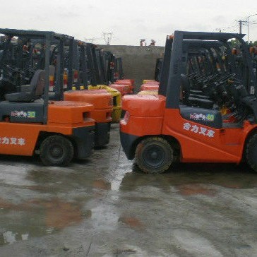 2024 vehículo de pérdida de 3 toneladas de segunda mano carretilla elevadora de fuerza resultante elevada 4 metros pórtico